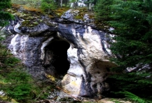 Pestera Mare Din Valea Firei poza